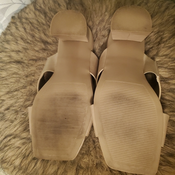 Torrid Tan Heeled Sandals Size 8.5 with Modern Design - Picture 5 of 6